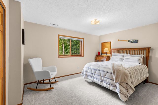 4911 106th Avenue NE, Circle Pines, MN 55014