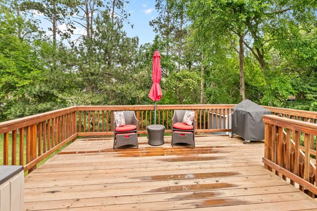 4911 106th Avenue NE, Circle Pines, MN 55014