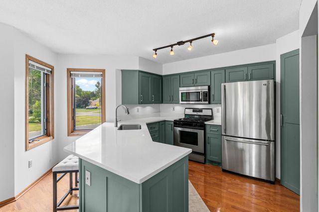 4911 106th Avenue NE, Circle Pines, MN 55014