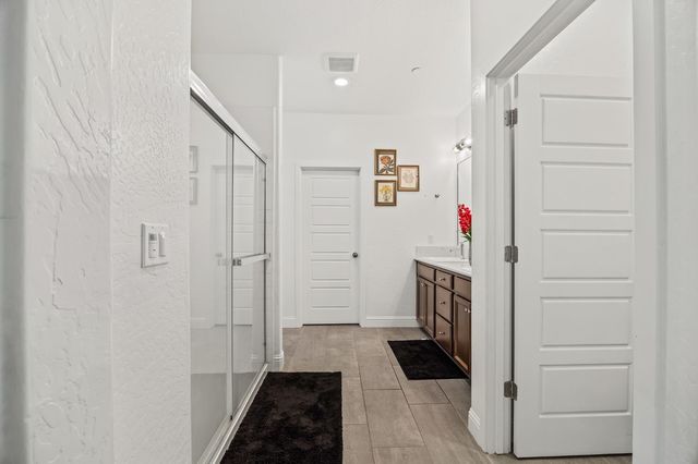 153 Boulder Drive S, Madera, CA 93636