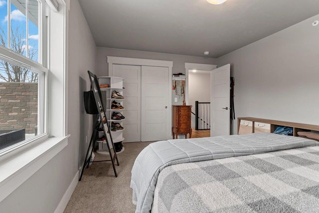 224 S JACKSON STREET, Green Bay, WI 54301