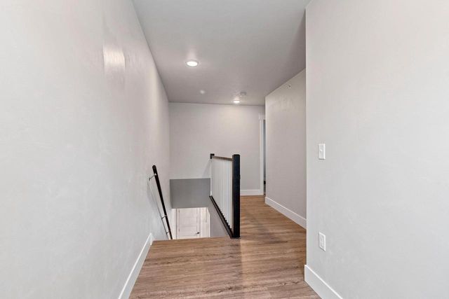 224 S JACKSON STREET, Green Bay, WI 54301