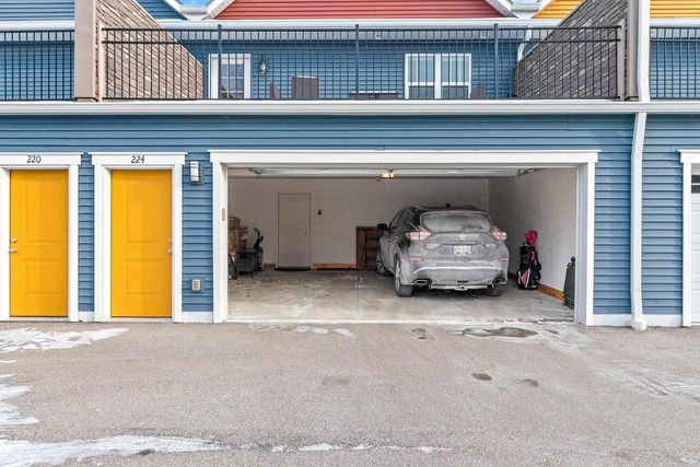 224 S JACKSON STREET, Green Bay, WI 54301