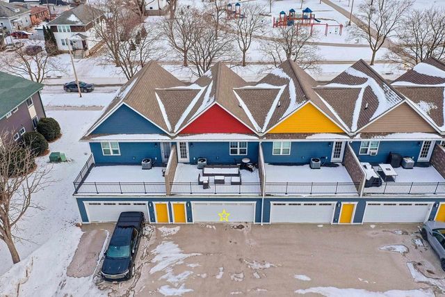 224 S JACKSON STREET, Green Bay, WI 54301