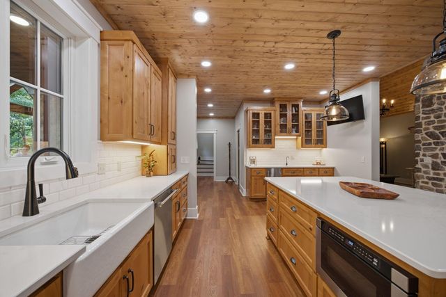 454 Highland Forest Circle, Menlo, GA 30731