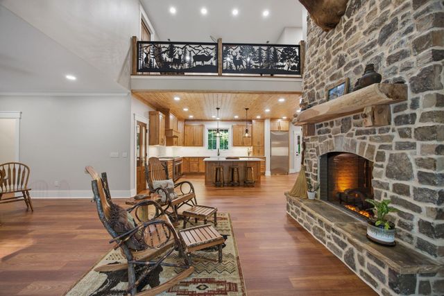 454 Highland Forest Circle, Menlo, GA 30731