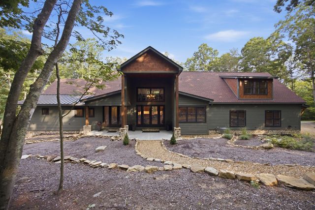 454 Highland Forest Circle, Menlo, GA 30731
