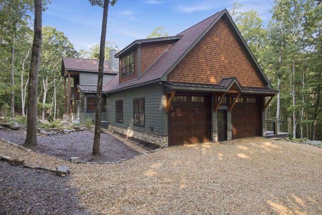 454 Highland Forest Circle, Menlo, GA 30731