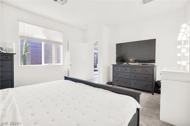 9398 Noble Fir Ridge Avenue, Las Vegas, NV 89143