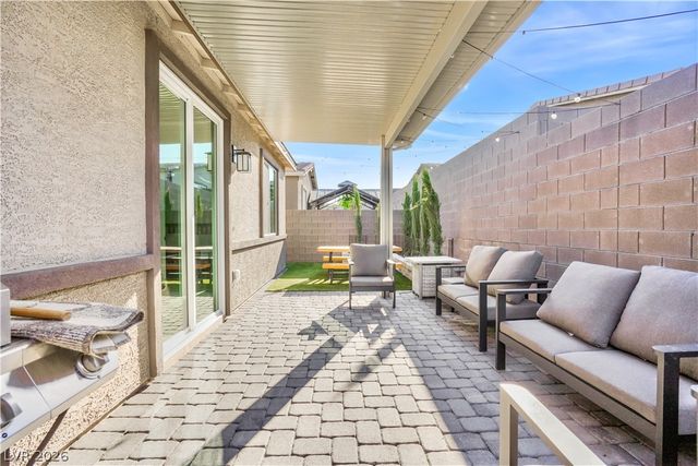 9398 Noble Fir Ridge Avenue, Las Vegas, NV 89143