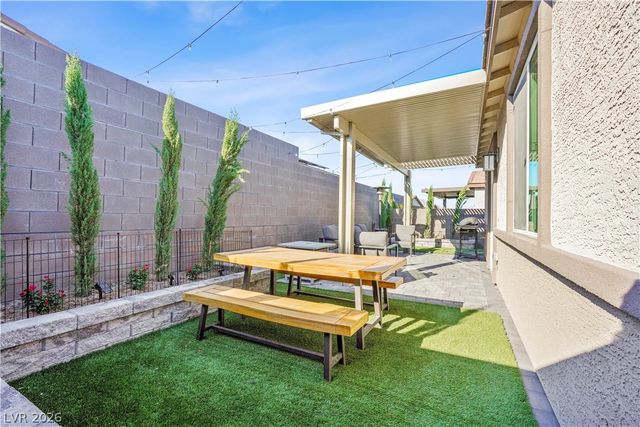 9398 Noble Fir Ridge Avenue, Las Vegas, NV 89143