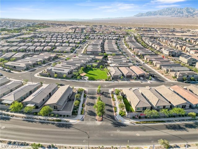 9398 Noble Fir Ridge Avenue, Las Vegas, NV 89143