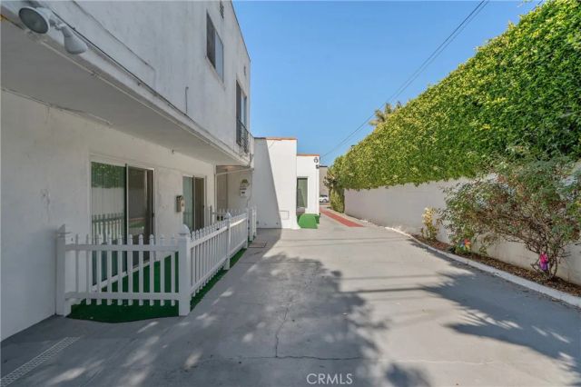 10636 Ayres Avenue, Los Angeles, CA 90064