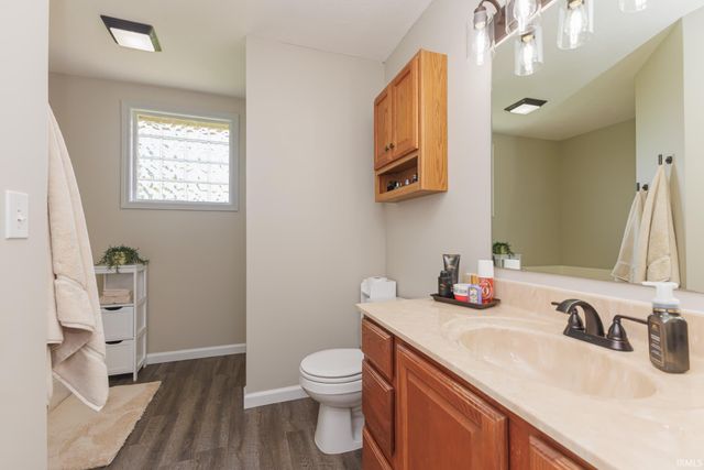 775 E Case Boulevard, Albany, IN 47320