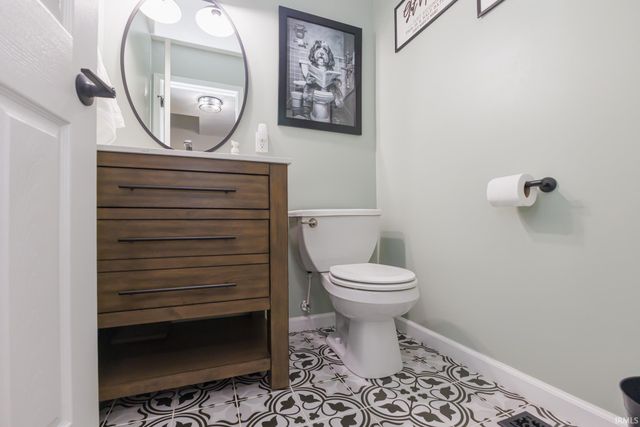 775 E Case Boulevard, Albany, IN 47320