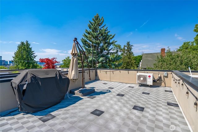 1602 E Marion Street, Seattle, WA 98122
