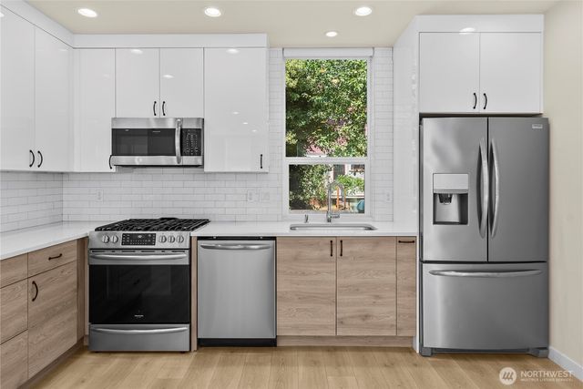 1602 E Marion Street, Seattle, WA 98122