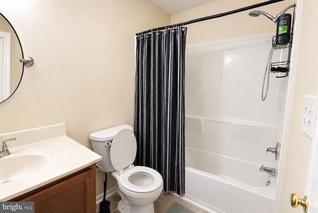 406 WILMORE DR, Middletown, DE 19709