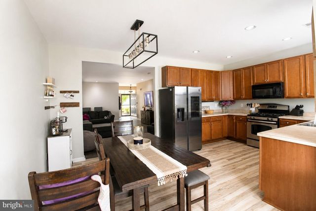 406 WILMORE DR, Middletown, DE 19709