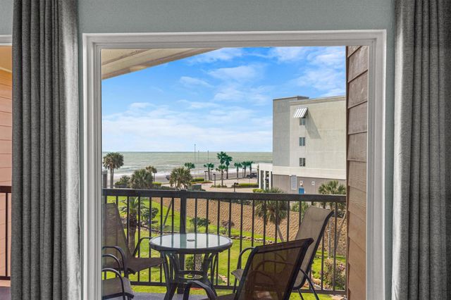 9520 Seawall Boulevard 319, Galveston, TX 77554