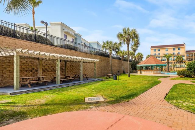 9520 Seawall Boulevard 319, Galveston, TX 77554
