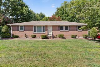 346 Wauford Dr, Nashville, TN 37211