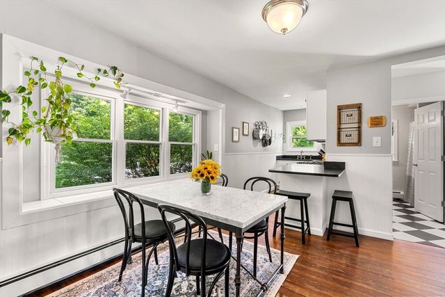 9 Giles St, Methuen, MA 01844