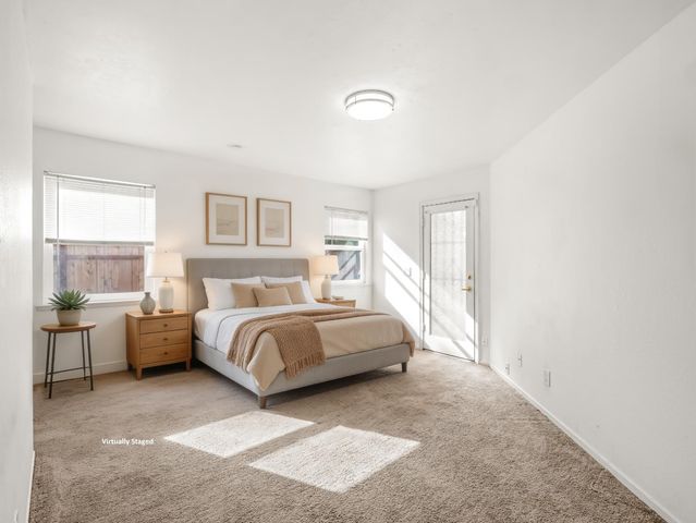 2521 N Selland Avenue, Fresno, CA 93722