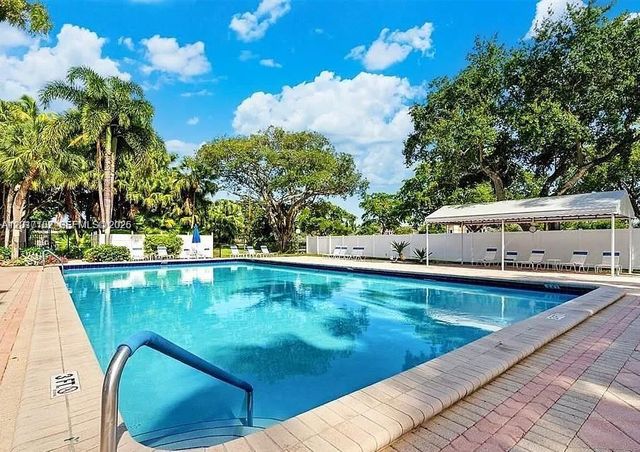 3051 S Palm Aire Drive 201, Pompano Beach, FL 33069
