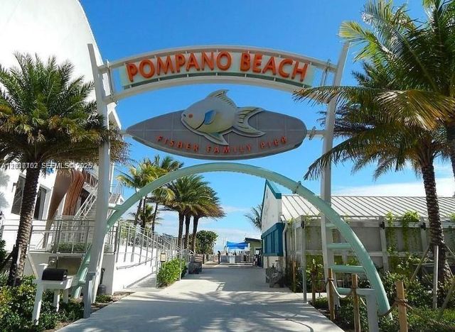 3051 S Palm Aire Drive 201, Pompano Beach, FL 33069