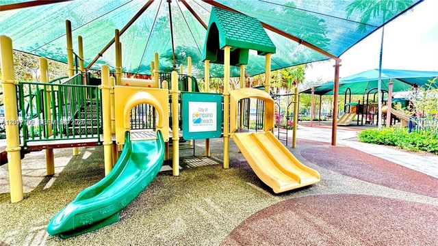 3051 S Palm Aire Drive 201, Pompano Beach, FL 33069