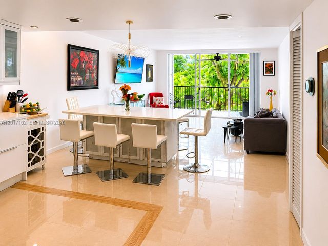 3051 S Palm Aire Drive 201, Pompano Beach, FL 33069