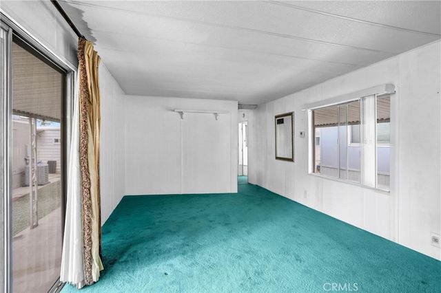 840 Foothill Vista MHP 85, Azusa, CA 91702