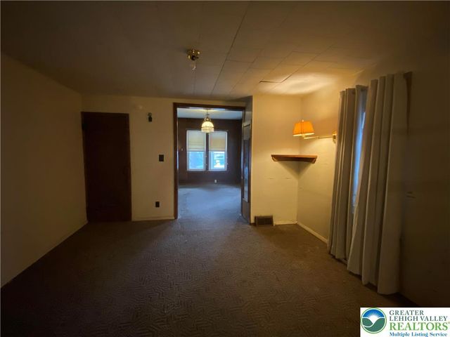 1149 Martin Luther King Jr Drive, Allentown City, PA 18102