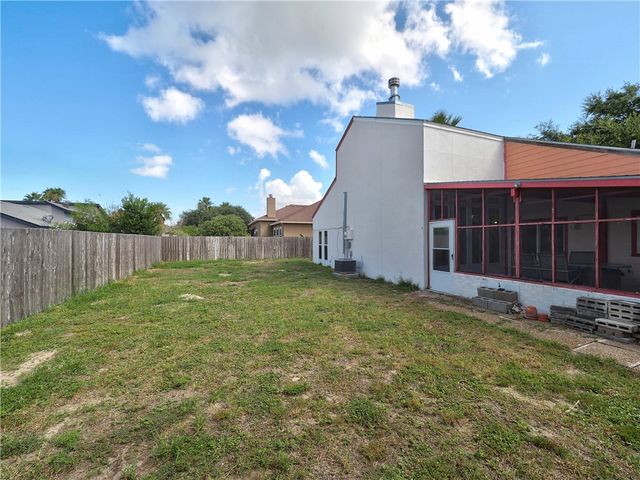14321 Goldfish St, Corpus Christi, TX 78418