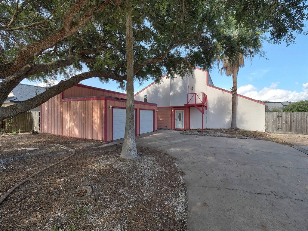 14321 Goldfish St, Corpus Christi, TX 78418