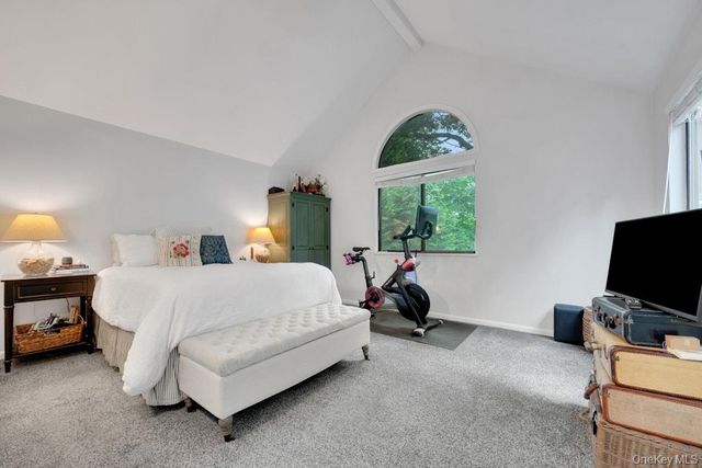 20 Waters Edge, Chappaqua, NY 10514