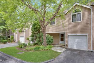 20 Waters Edge, Chappaqua, NY 10514