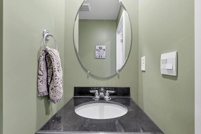 1505 Hansberry Drive, Lithopolis, OH 43136