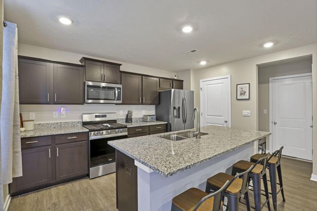 1505 Hansberry Drive, Lithopolis, OH 43136