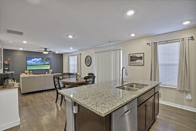 1505 Hansberry Drive, Lithopolis, OH 43136