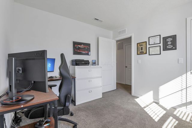 1505 Hansberry Drive, Lithopolis, OH 43136