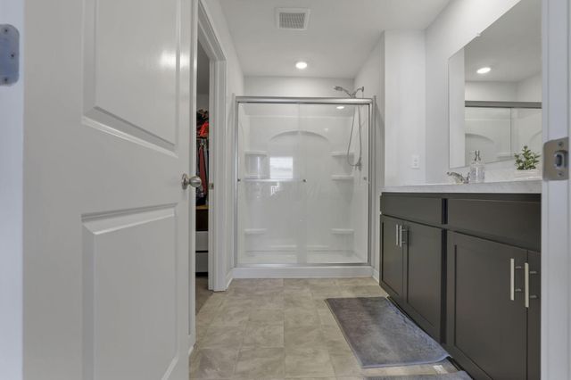 1505 Hansberry Drive, Lithopolis, OH 43136