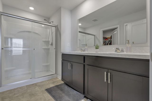 1505 Hansberry Drive, Lithopolis, OH 43136