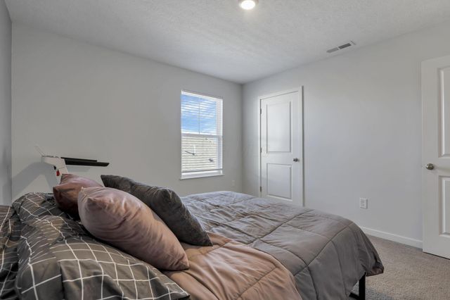 1505 Hansberry Drive, Lithopolis, OH 43136