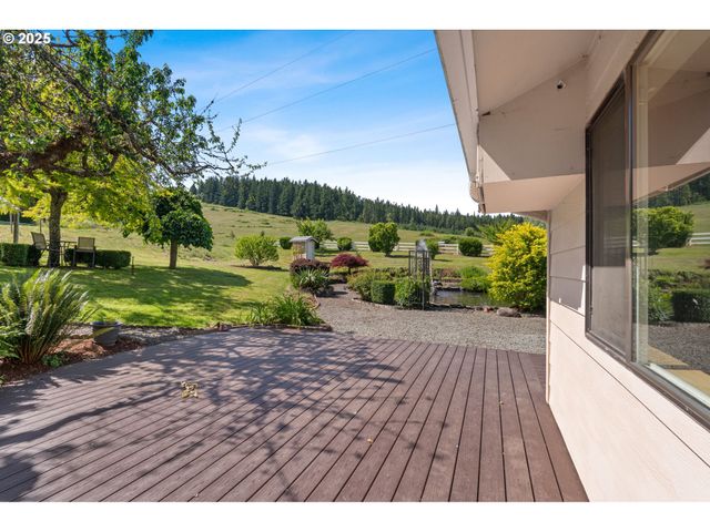 31762 NICHOLS Ln, Cottage Grove, OR 97424