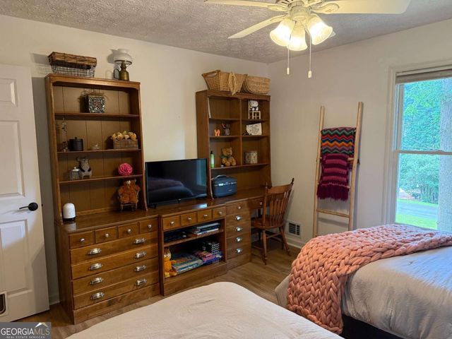 417 Sweetgum Drive, Woodstock, GA 30188