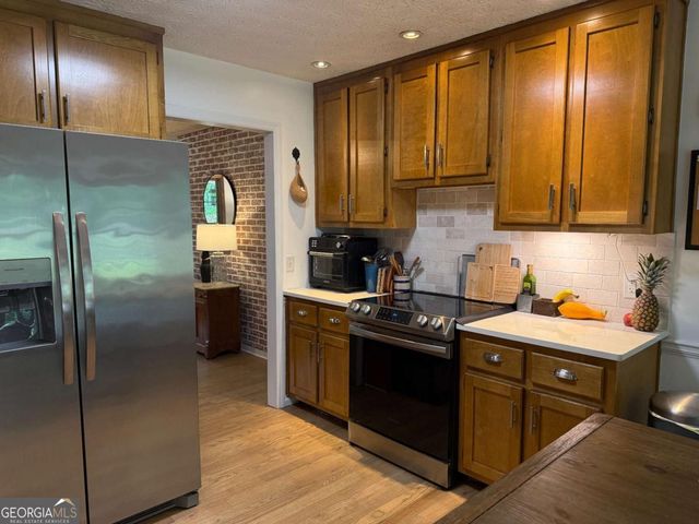 417 Sweetgum Drive, Woodstock, GA 30188