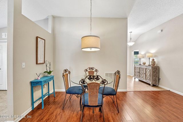 96398 COMMODORE POINT Drive, Yulee, FL 32097