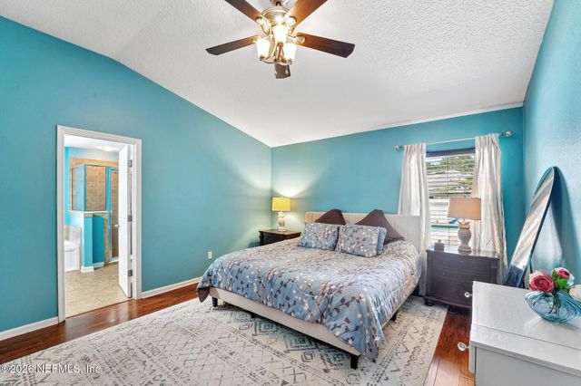 96398 COMMODORE POINT Drive, Yulee, FL 32097